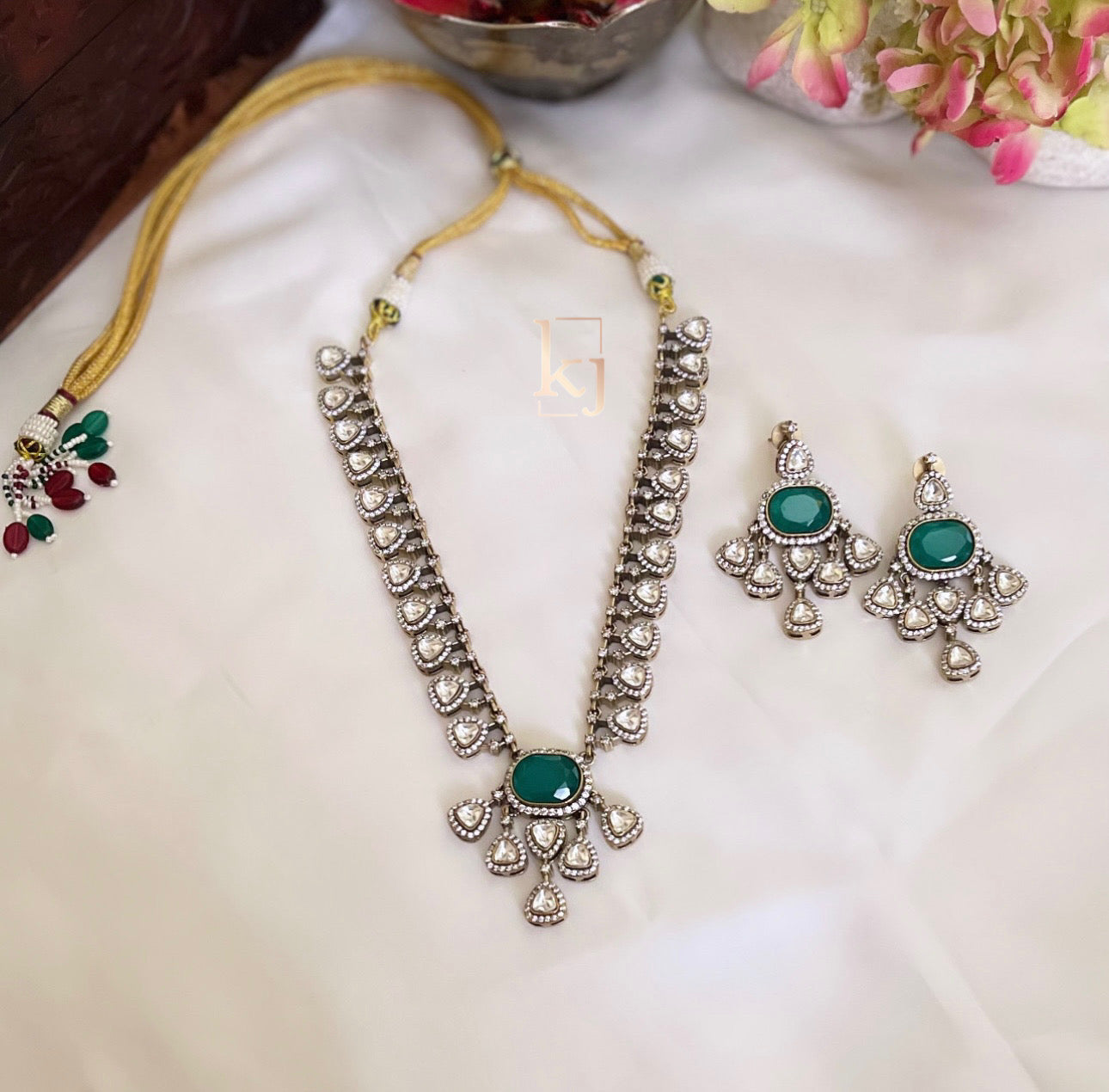 Alaya necklace set