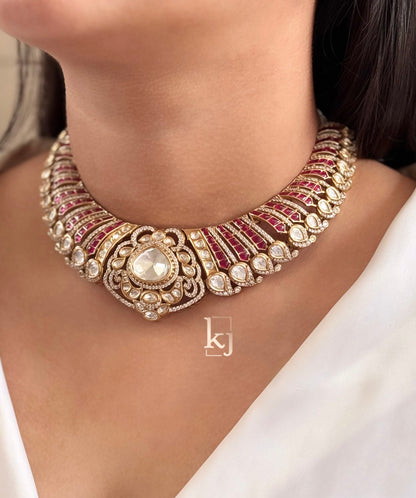 Lisara necklace set