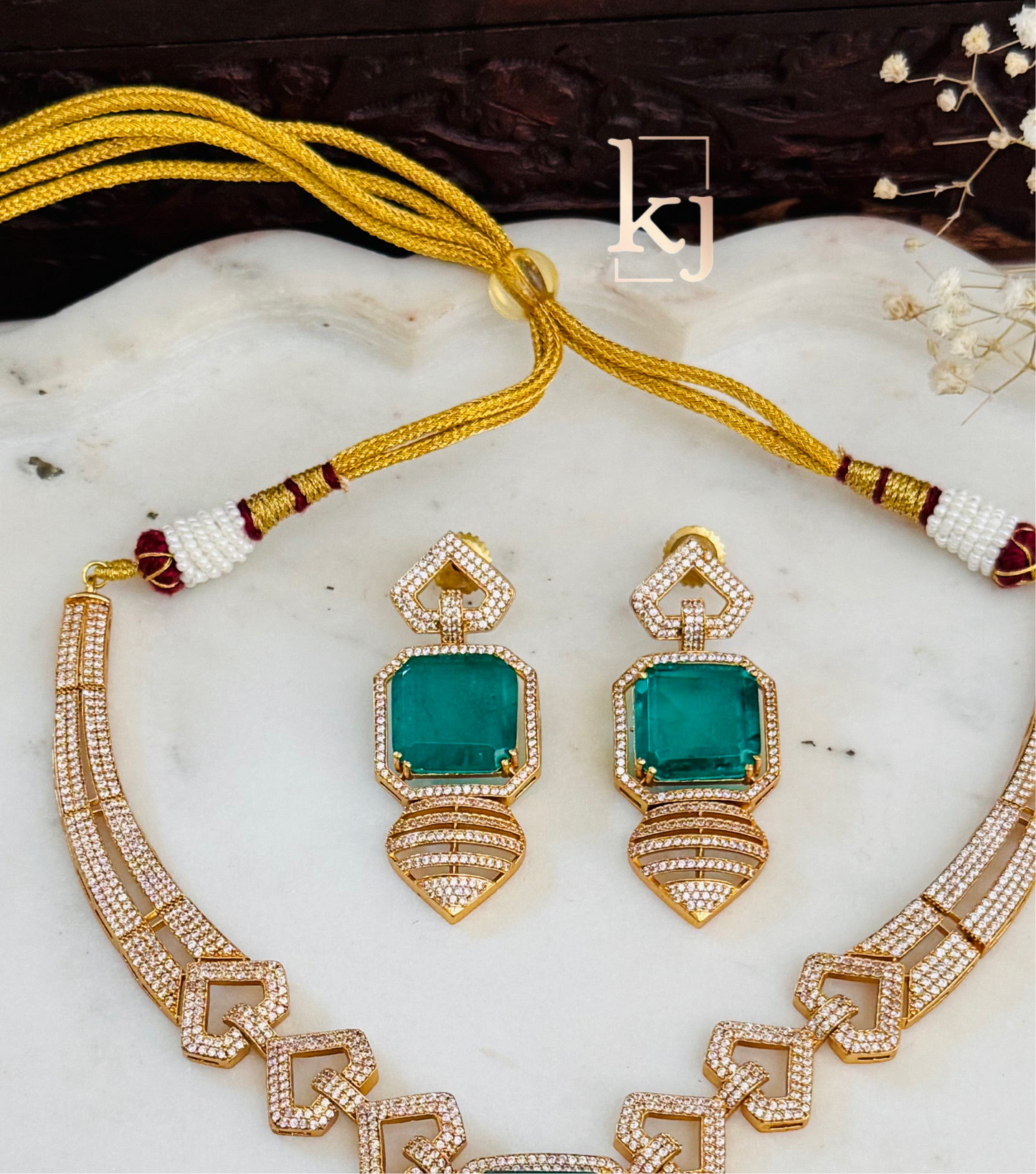 Alfreeda necklace set