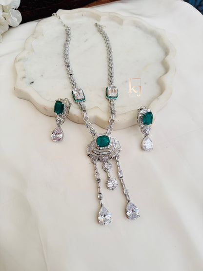 Nyx pendant set