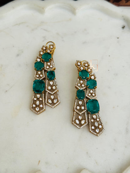 Skyler Earrings set