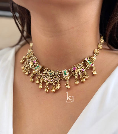 Helly necklace set