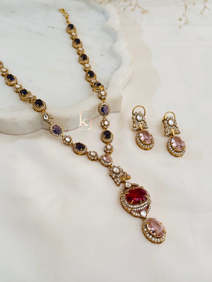 Maina necklace set