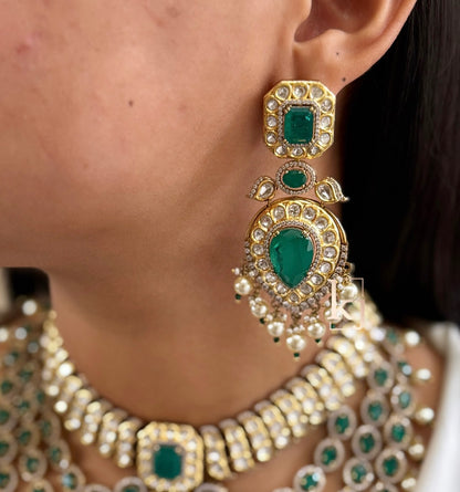 Obelia necklace set