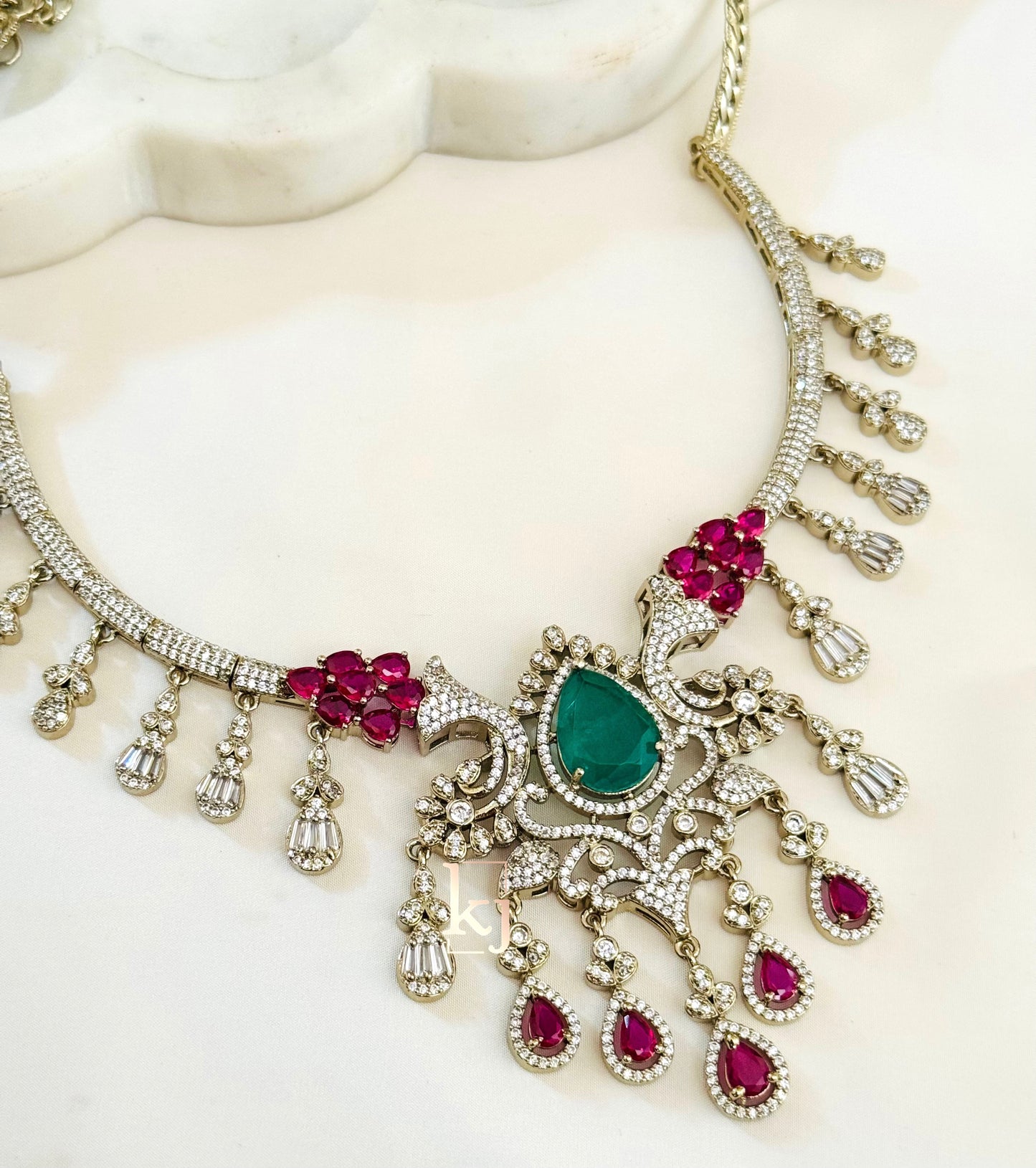 Sirisha necklace set