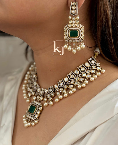 Aubrey necklace set