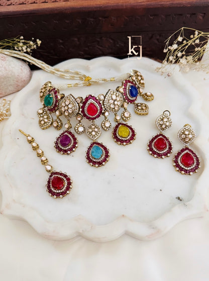 Posy necklace set