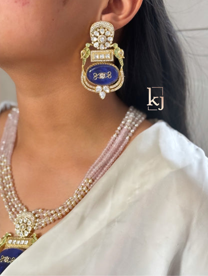 Inayat Pendent set
