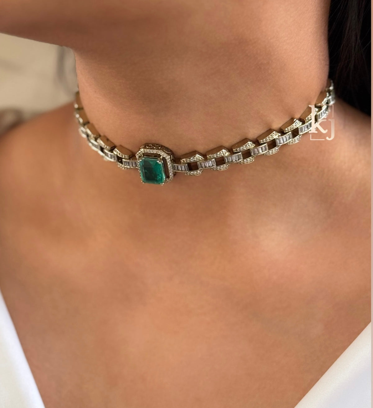 Electra choker set