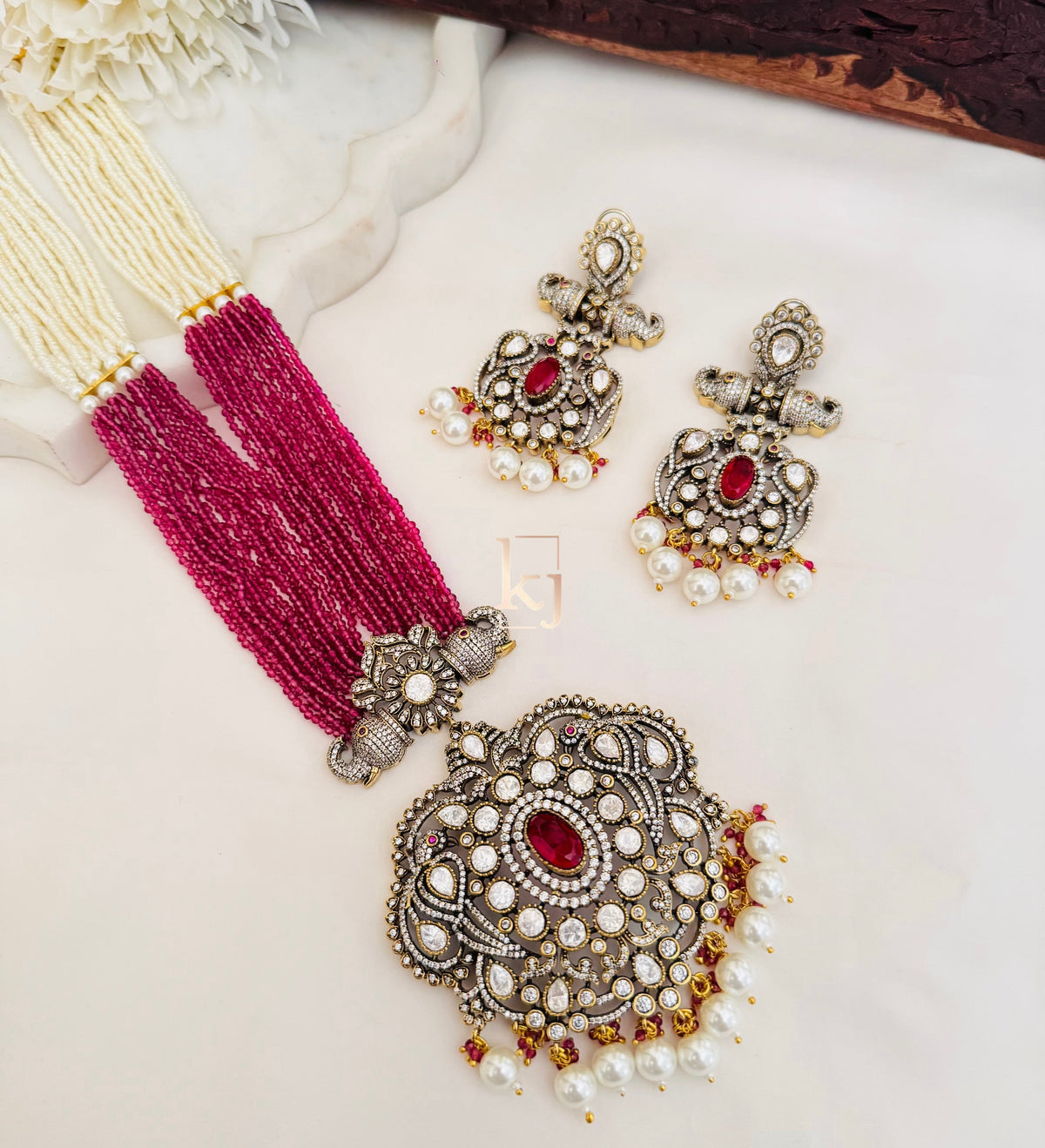Tunip pendant set