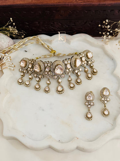 Sarai choker set