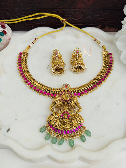 Madhira necklace set