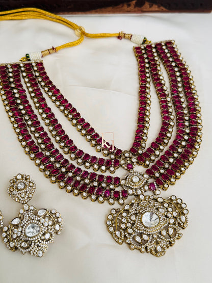 Shrija necklace set