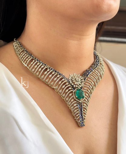 Triya necklace set