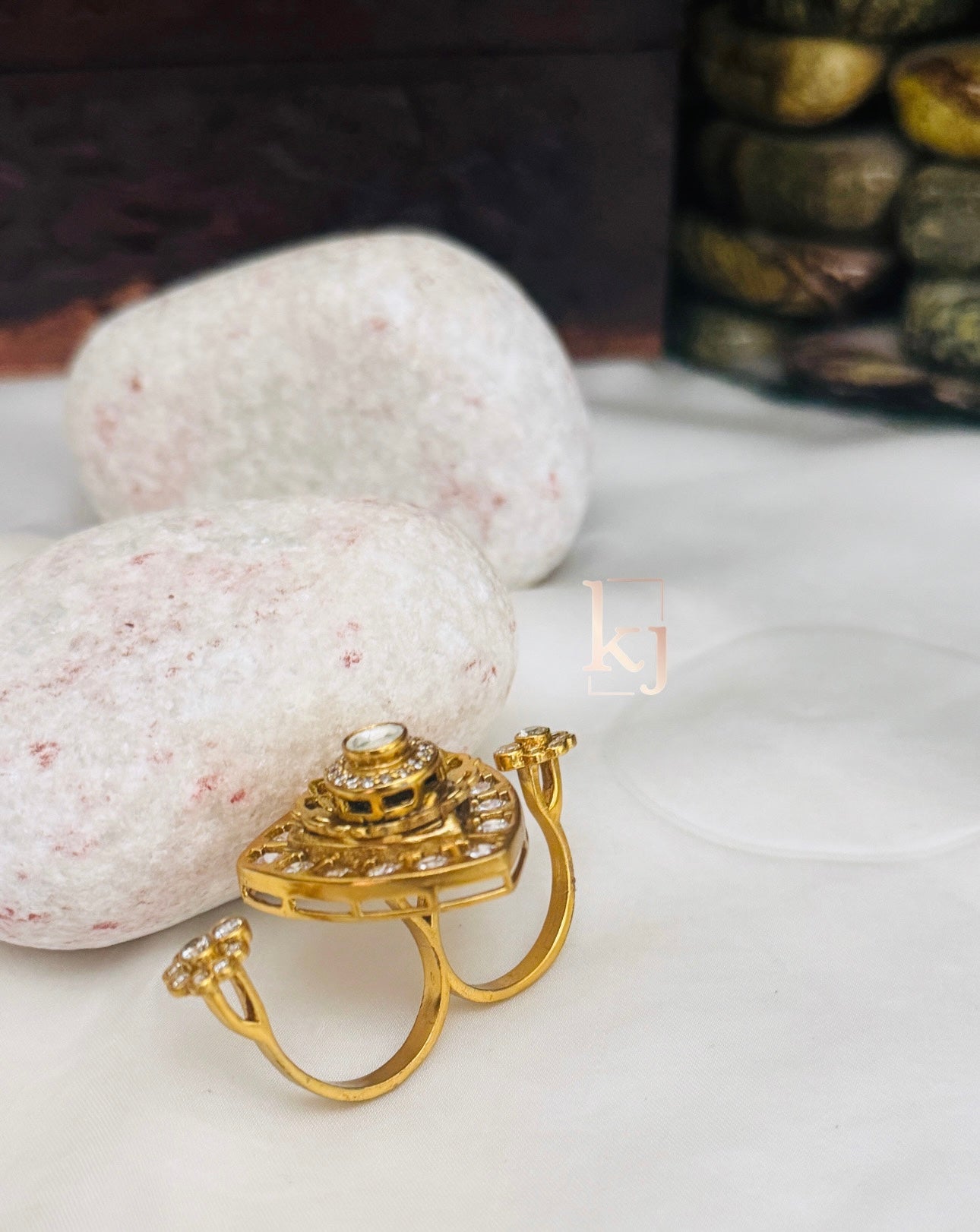 Zirik rings