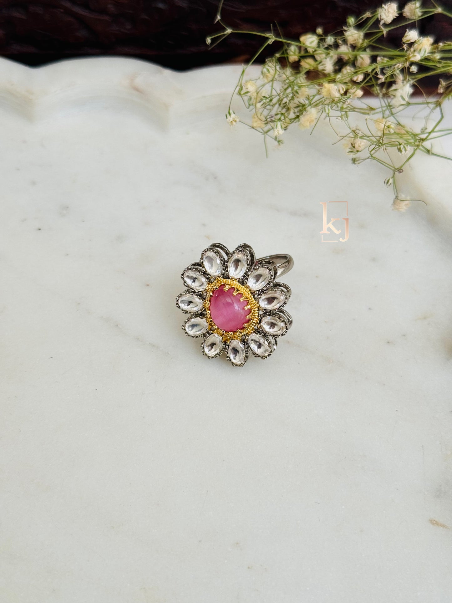 Diva ring