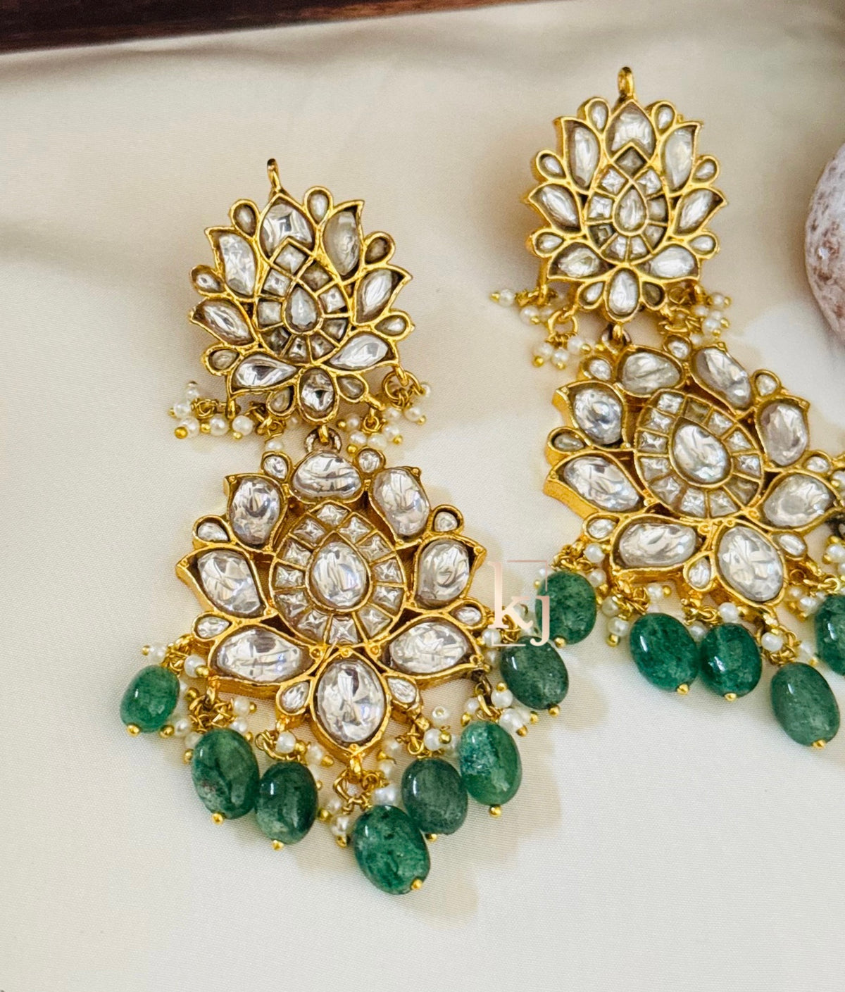 Advay earrings set