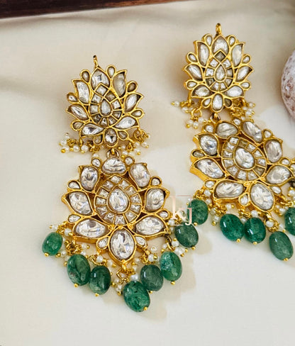 Advay earrings set