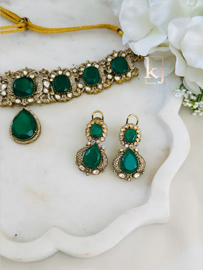 Xin choker set