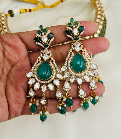 Sai Choker set