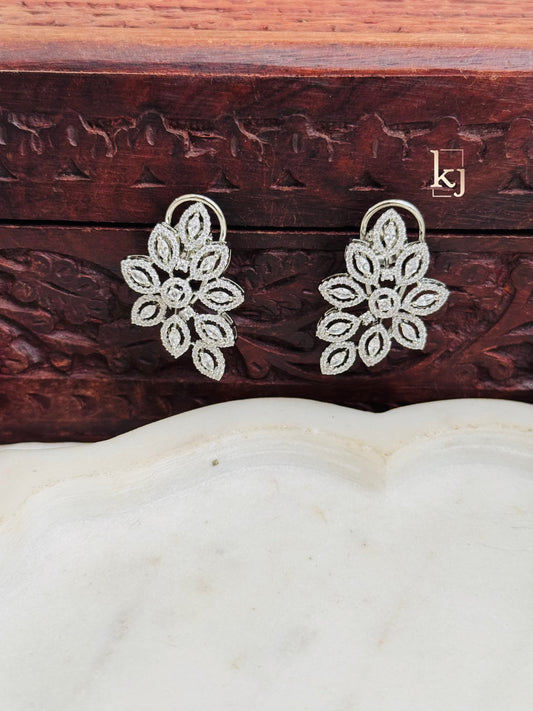 Yanik earrings set