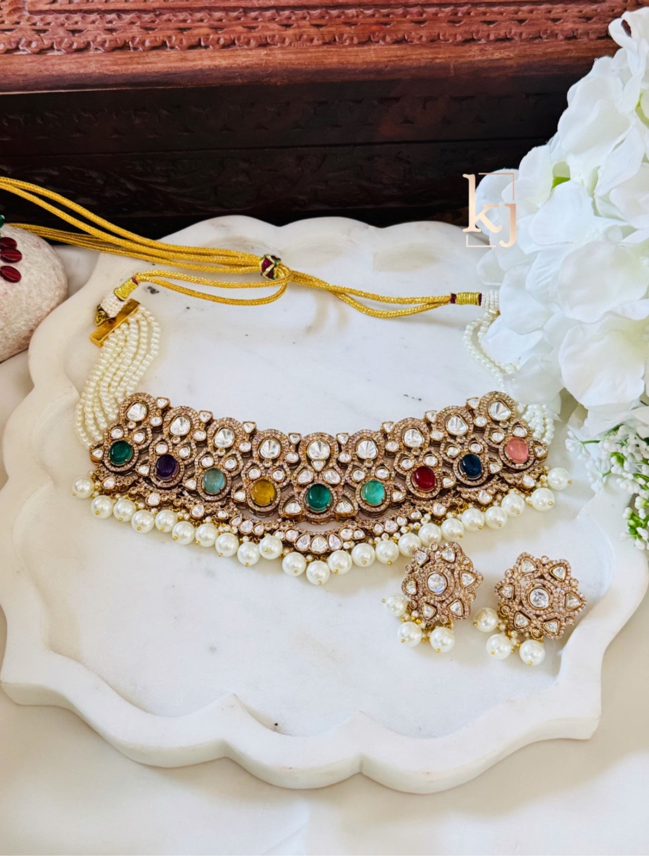 Rajwadi navratna choker set