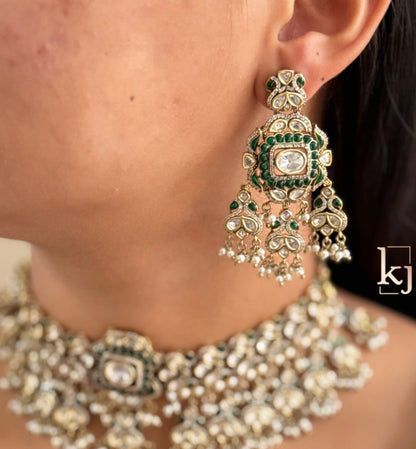 Mea choker set