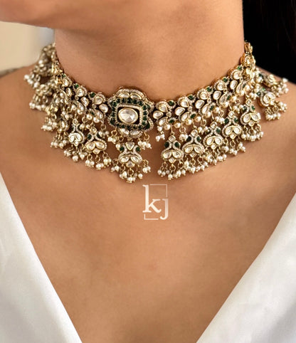 Mea choker set