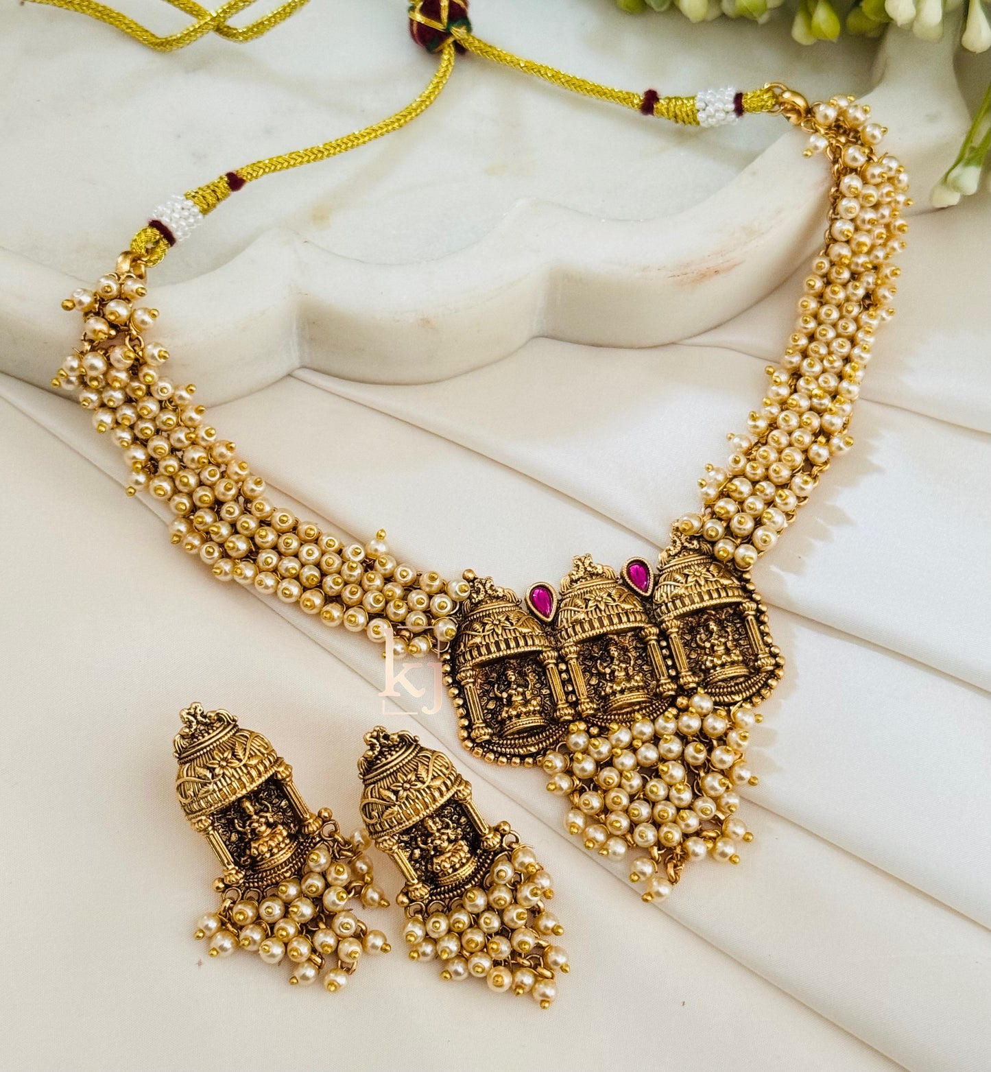Miraaya necklace set