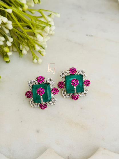 Shenal earrings set