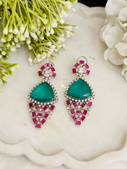 Ozina earrings set