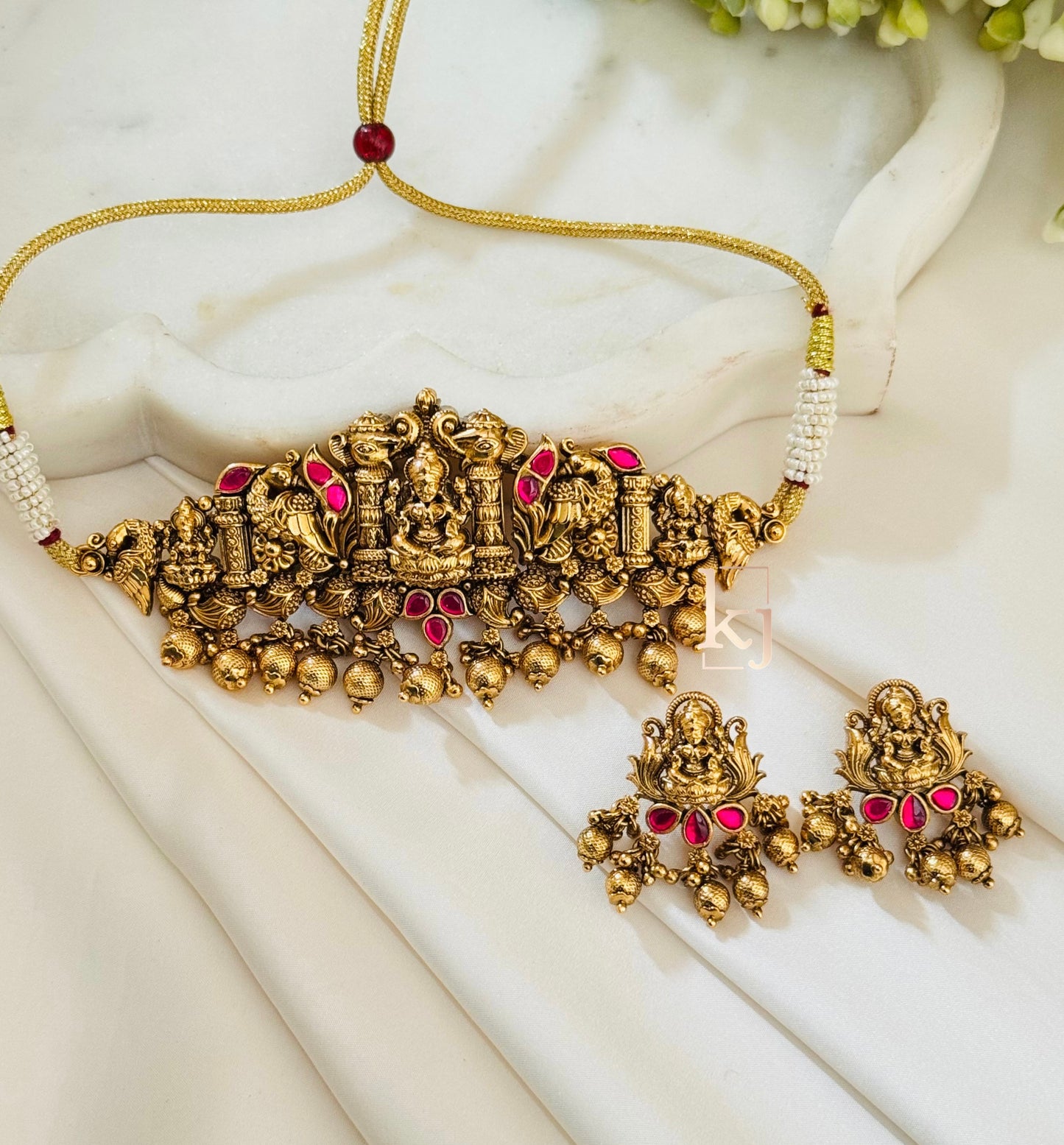 Hiya choker set
