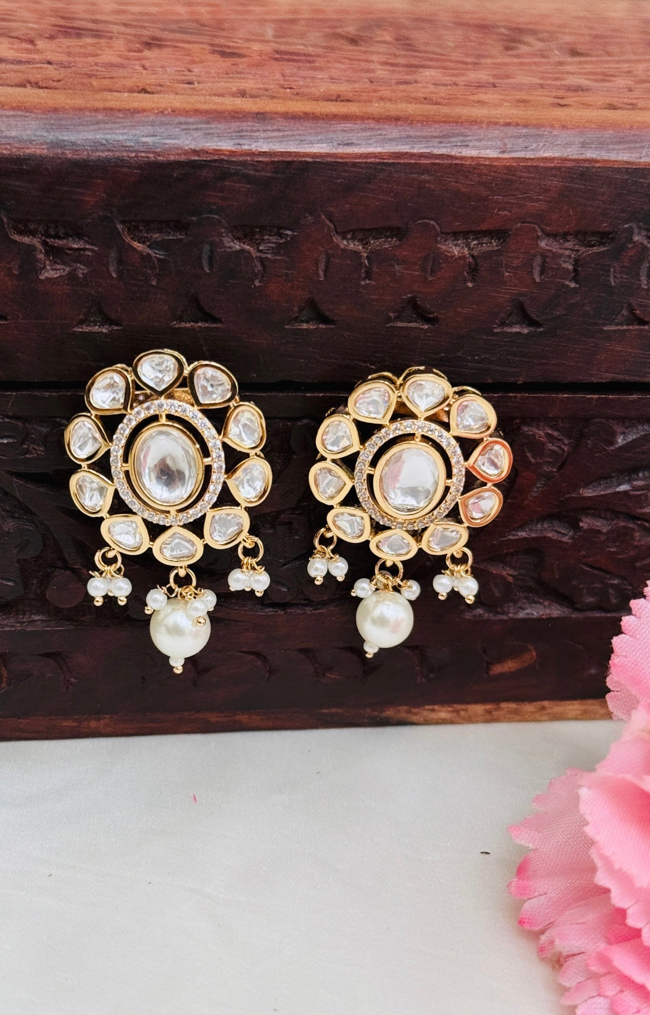 Laya Earrings set