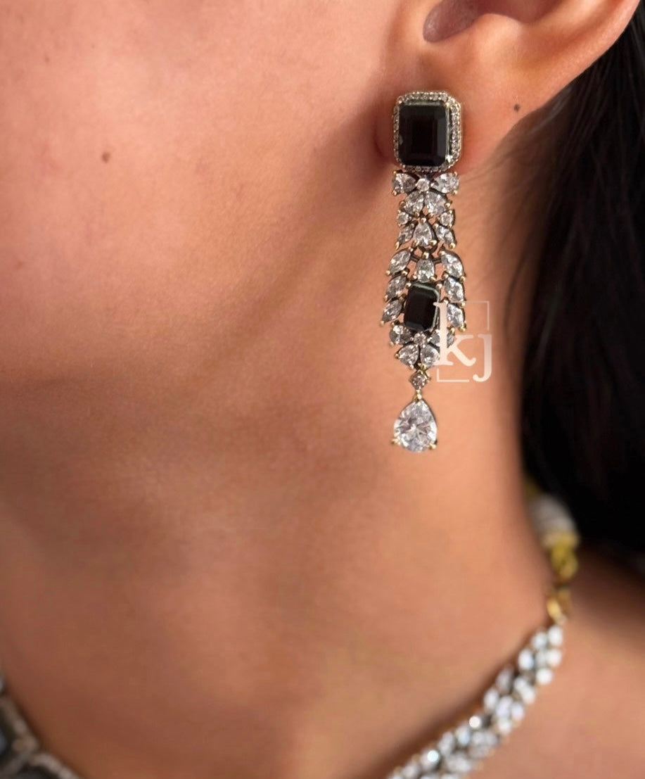 Zion necklace set