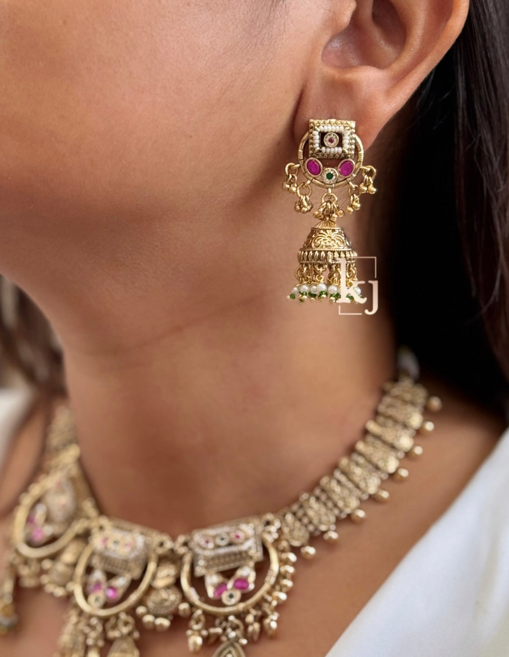 Yazhan necklace set