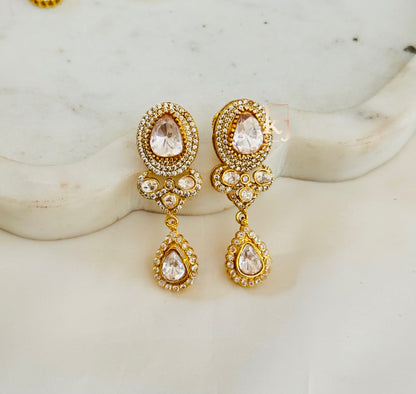 Sarai choker set