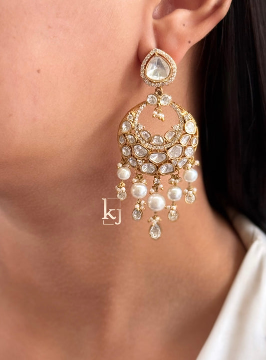 Saito earring set