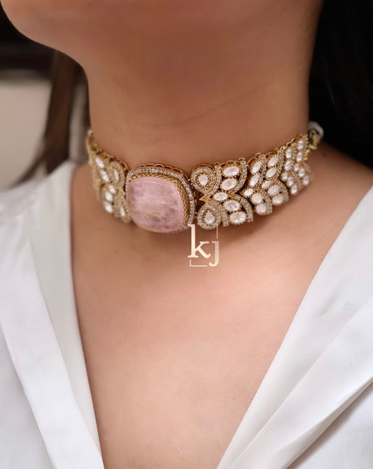 Anaya Choker set