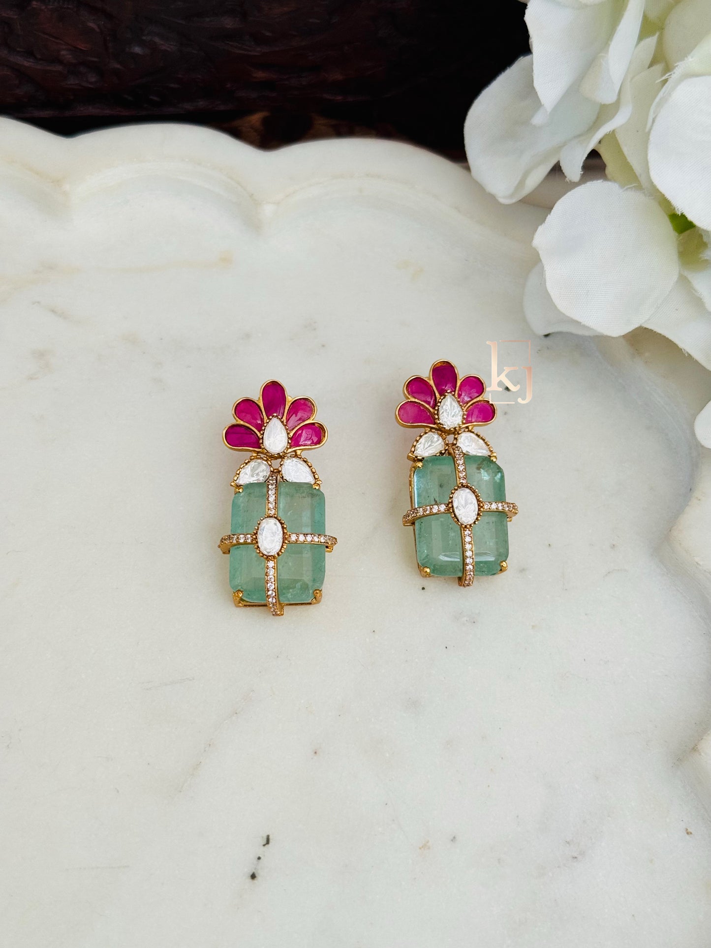 Nexin earrings set