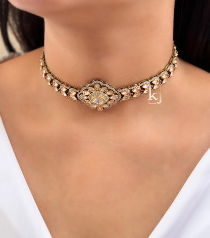 Noor Choker set
