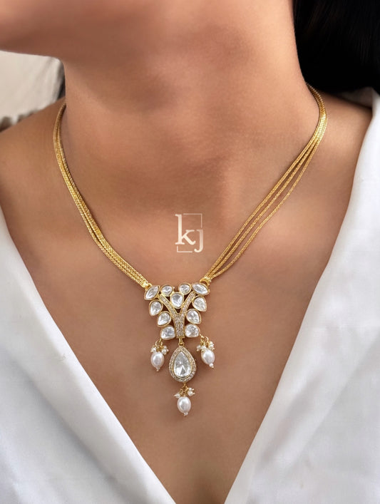 Prune elegant set