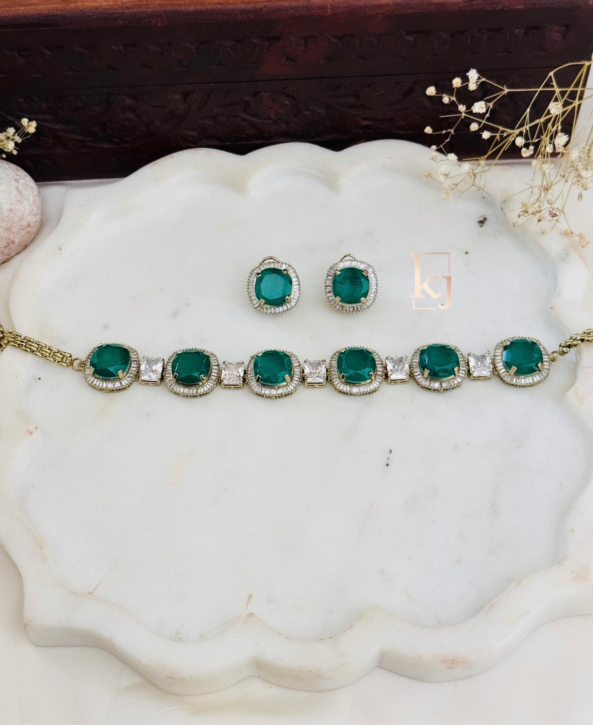 Lai choker set