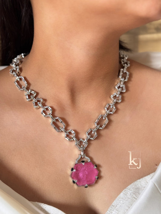 Inez pendant set