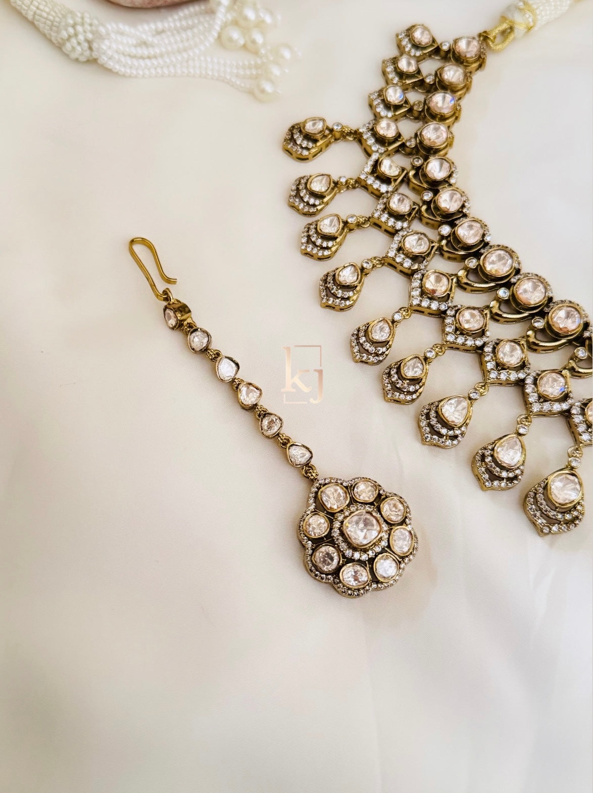 Haddie choker set
