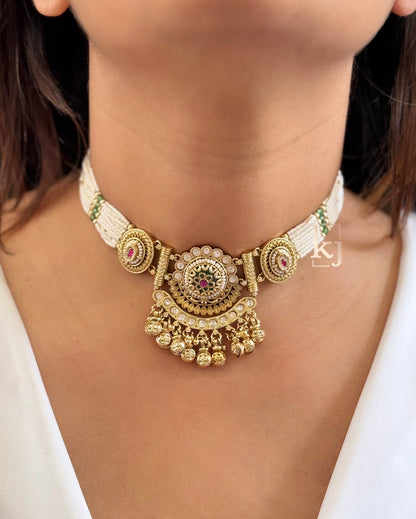 Trasvi necklace set