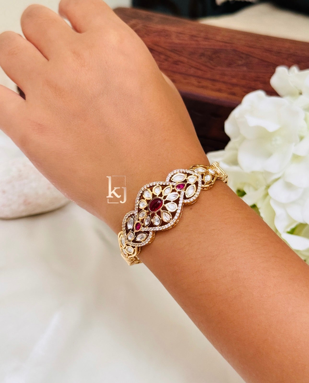 Stela bracelet bangle single