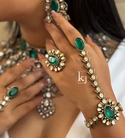 Yarshi bridal set