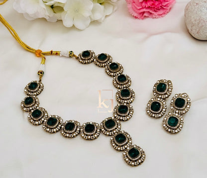 Aroma  necklace set