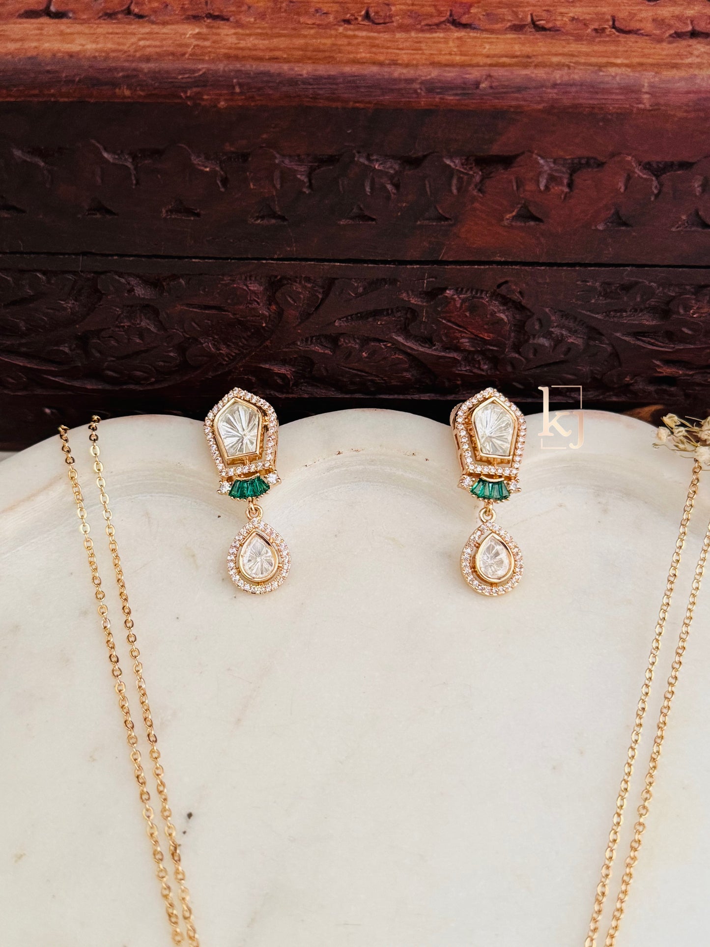 Hiana elegant set