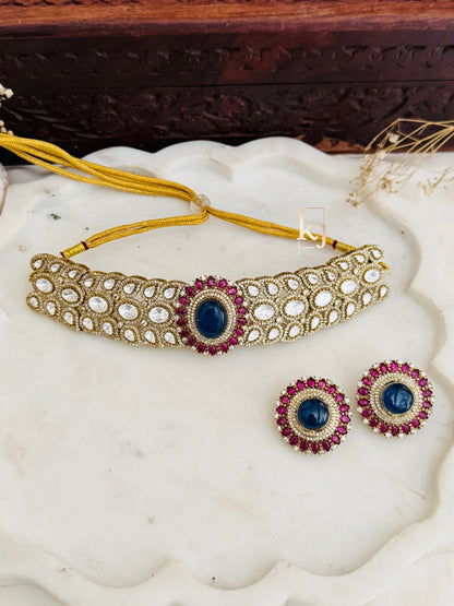 Azalea choker set